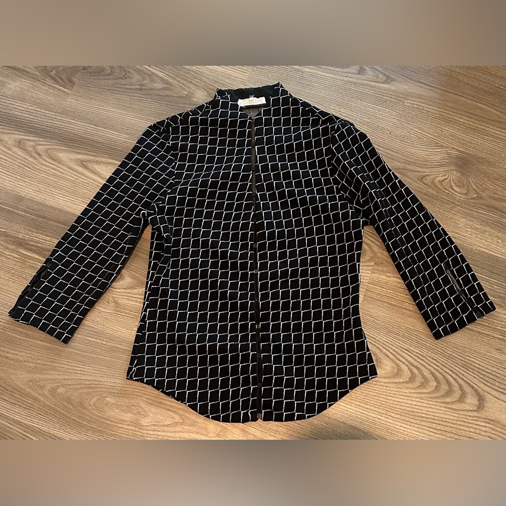 Rayure Paris Black Textured Snap Button Blouse Top Women’s size XS 0 / 2 Stretch